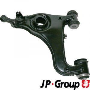 Рычаг передний нижний правый