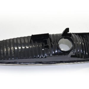 Указатель поворота в бампер левый белый