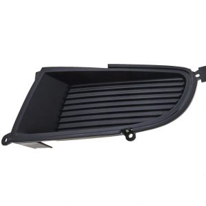 Заглушка бампера левая