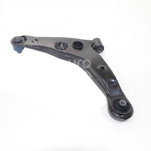 Рычаг передний правый