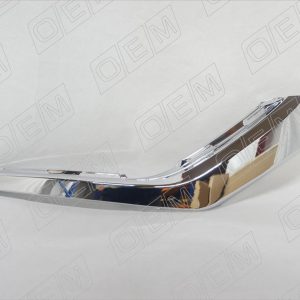 Накладка переднего бампера правая