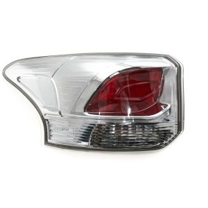 Фонарь задний наружный левый