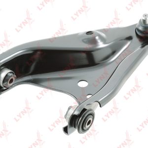 Рычаг передний левый