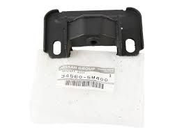 Кронштейн тяги КПП