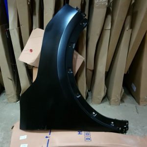 Крыло переднее правое