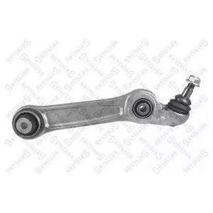 Рычаг передний нижний правый задний