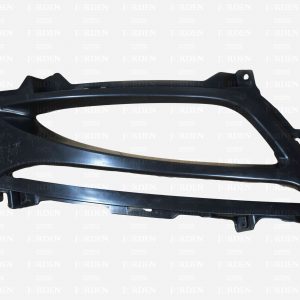 Решетка в бампер правая