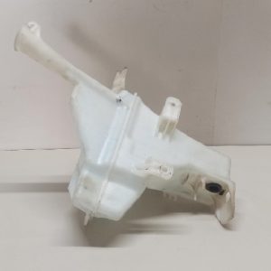 Бачок омывателя лобового стекла