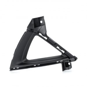 Рамка противотуманной фары левой