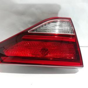 Фонарь задний внутренний левый