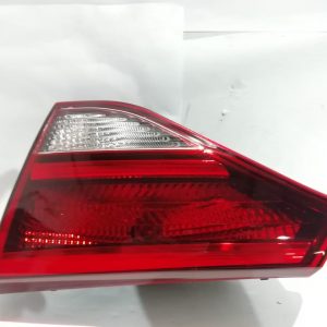 Фонарь задний внутренний правый