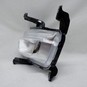 Фара противотуманная левая