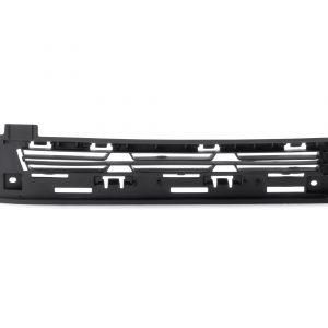 Решетка в бампер правая