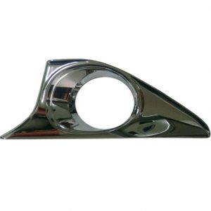 Рамка противотуманной фары левой