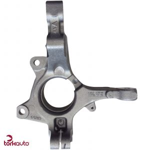 Кулак поворотный передний правый