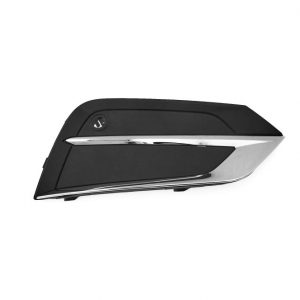 Заглушка бампера правая