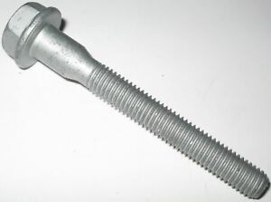 Болт переднего амортизатора