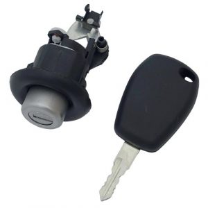 Вставка замка багажника