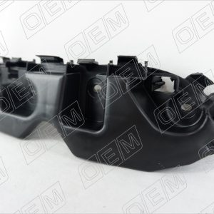 Направляющая переднего бампера левая